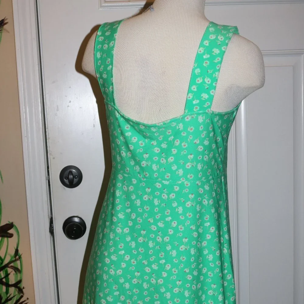Sonoma SO cute green floral sundress size large NWT around knee length - Picture 4 of 8